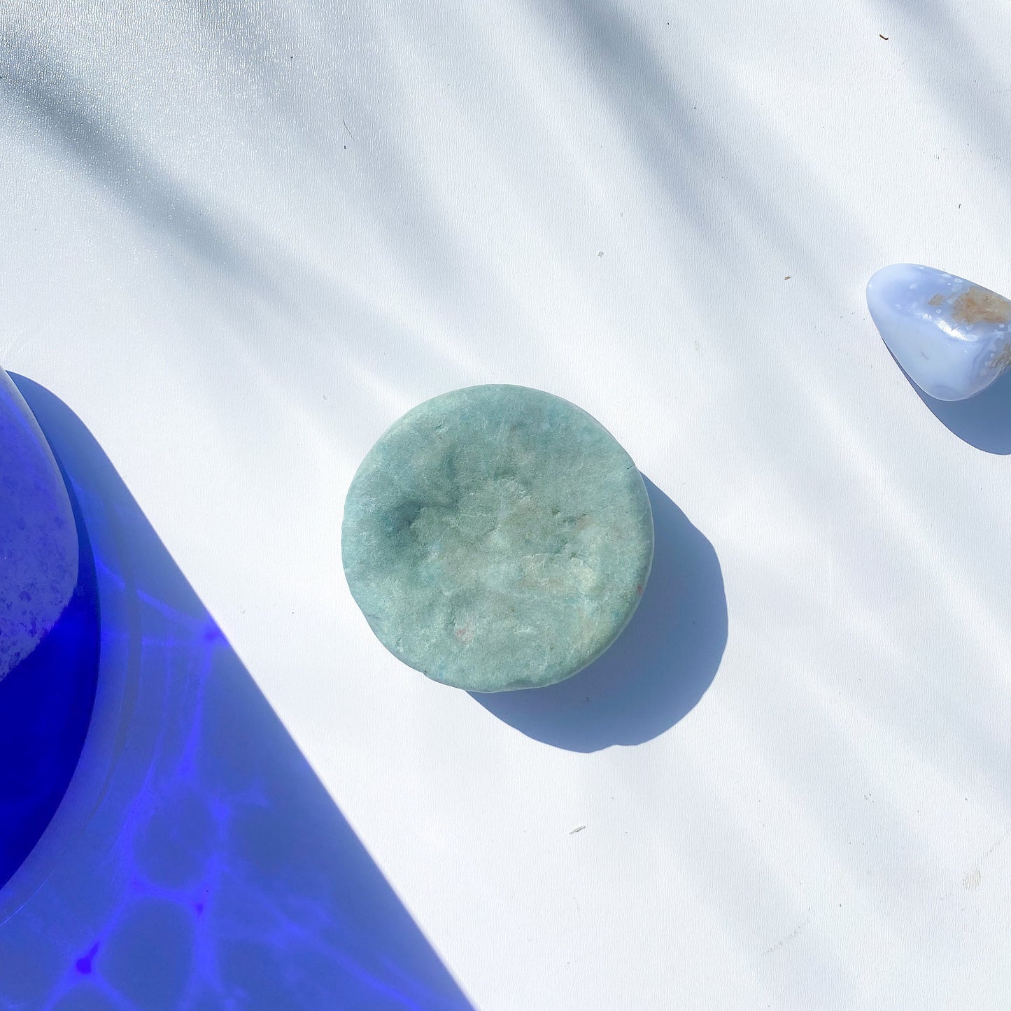 lavender and ylang ylang seaweed shampoo bar