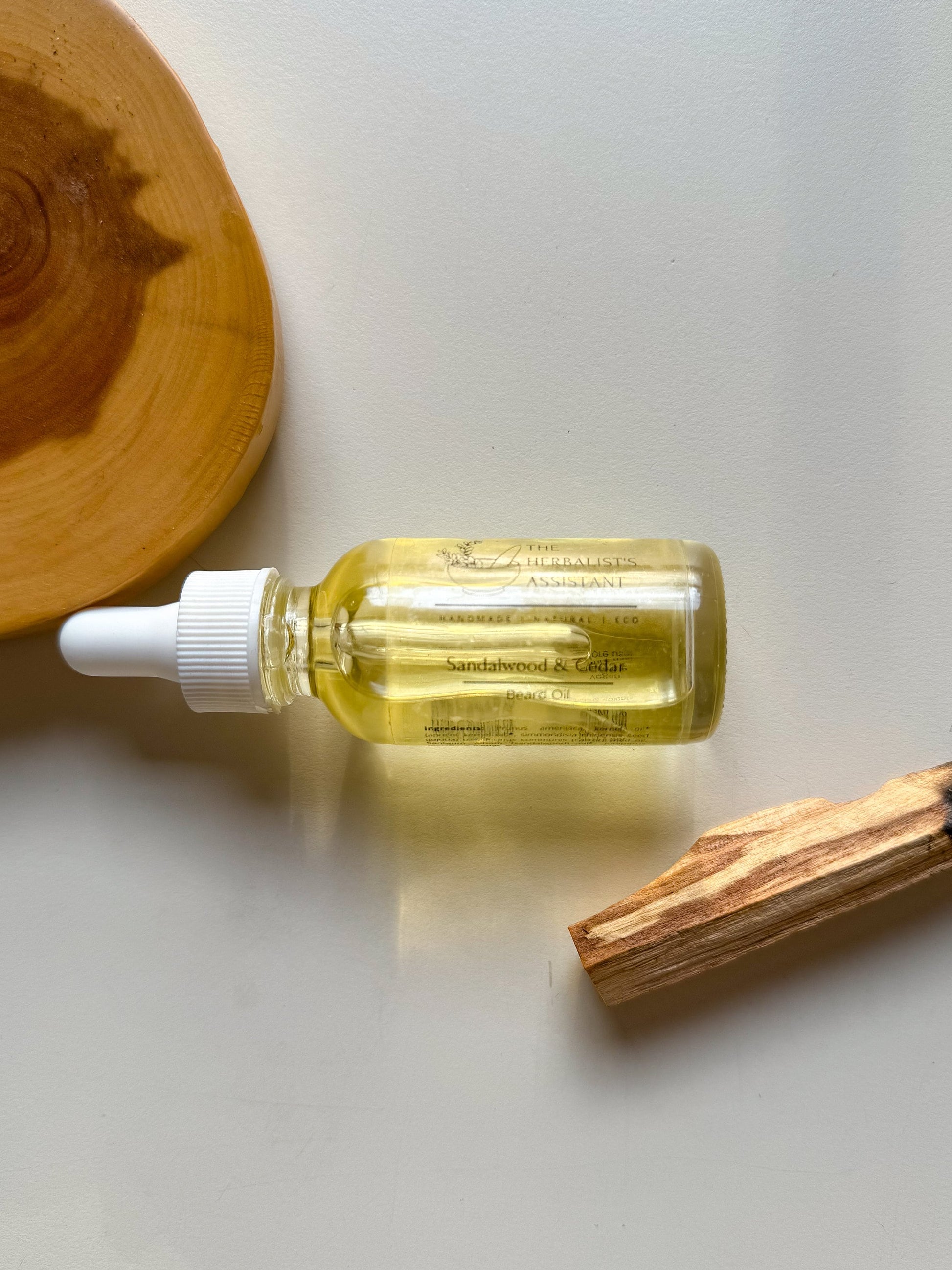 Cedar & Sandalwood Beard Oil - Moisturizing beard oil - The Herbalist's Assistant